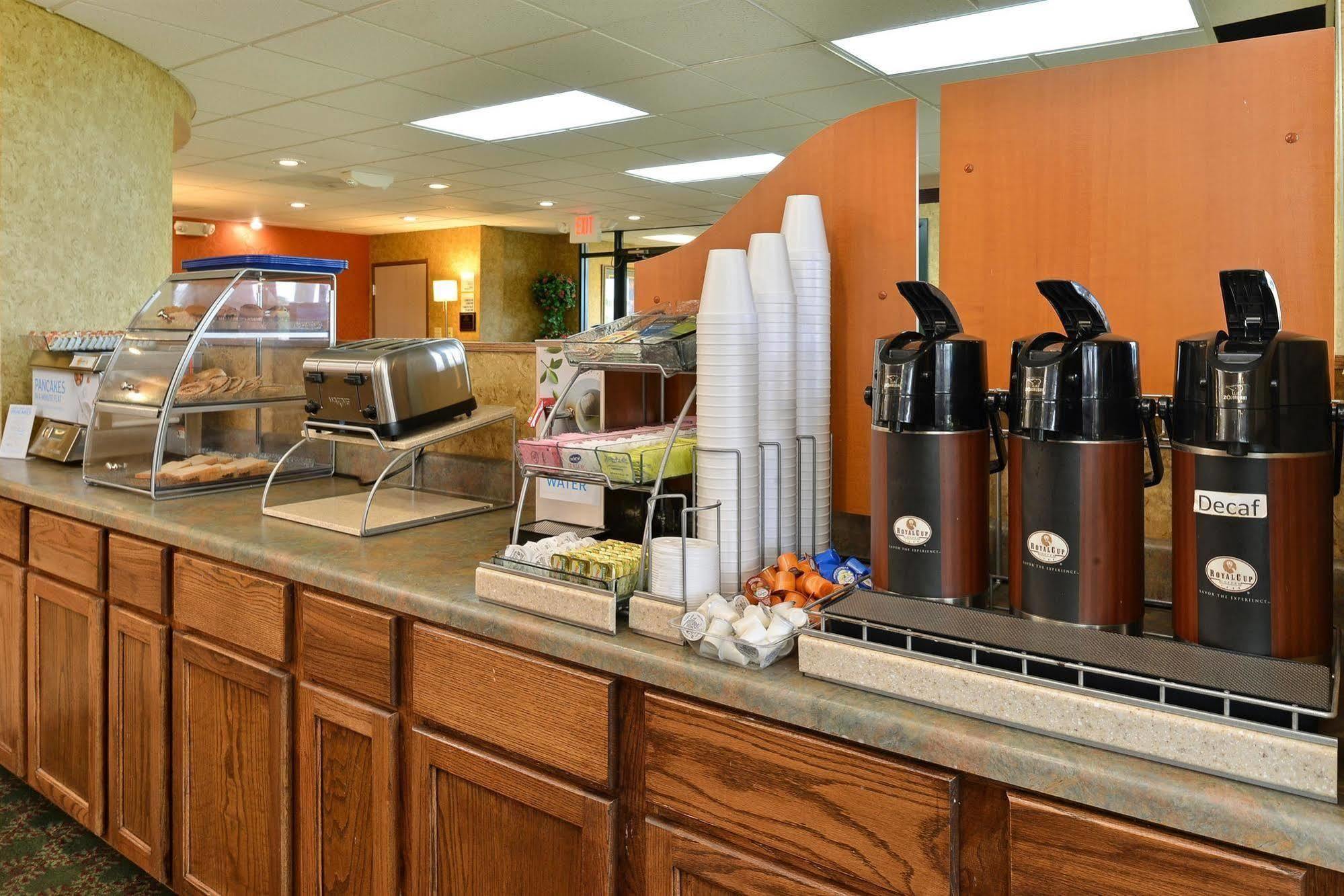 Americas Best Value West Point Extérieur photo